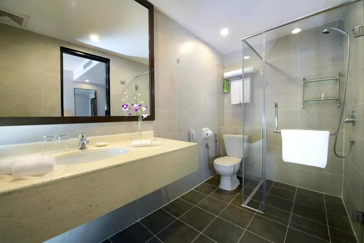 Furama Bukit Bintang, Kuala Lumpur bathroom (Copy).jpg